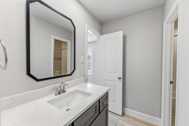 2607 Nicholson Street, Houston, TX 77008