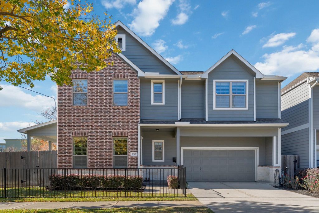 2607 Nicholson Street, Houston, TX 77008