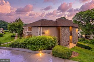 8511 BARRINGTON CT #S, Springfield, VA 22152