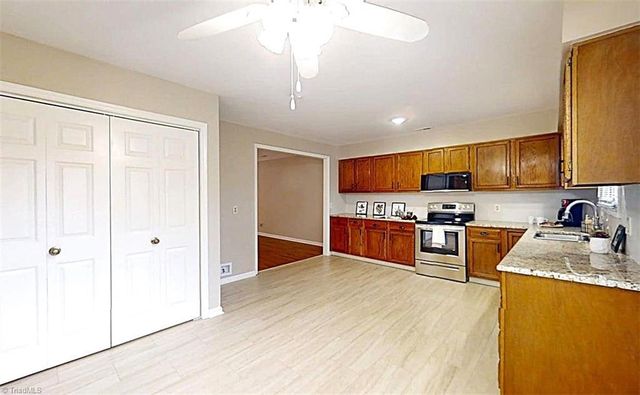 156 Fairway Drive, Bermuda Run, NC 27006