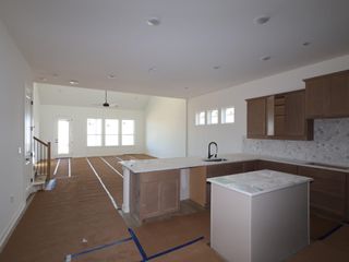 904 Purmela ST, Leander, TX 78641