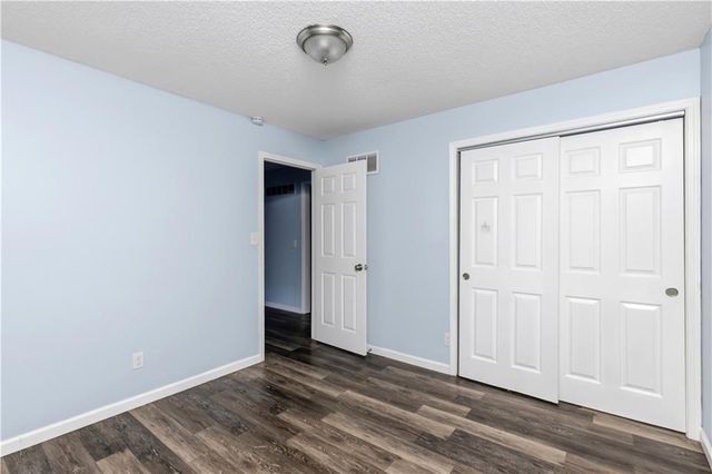 18210 E 17th St North Court, Independence, MO 64058