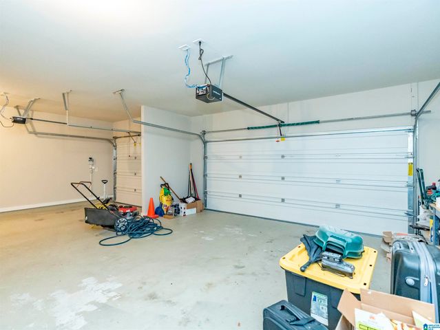 291 CREEKSIDE LANE, Pelham, AL 35124