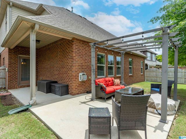 291 CREEKSIDE LANE, Pelham, AL 35124