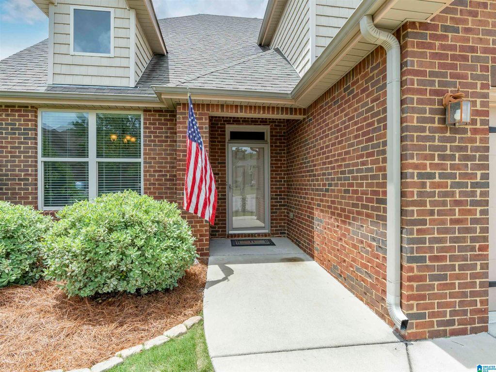 291 CREEKSIDE LANE, Pelham, AL 35124