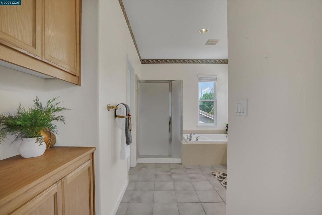 Image 30 of property listing at 402 Madera St, Brentwood, CA 94513