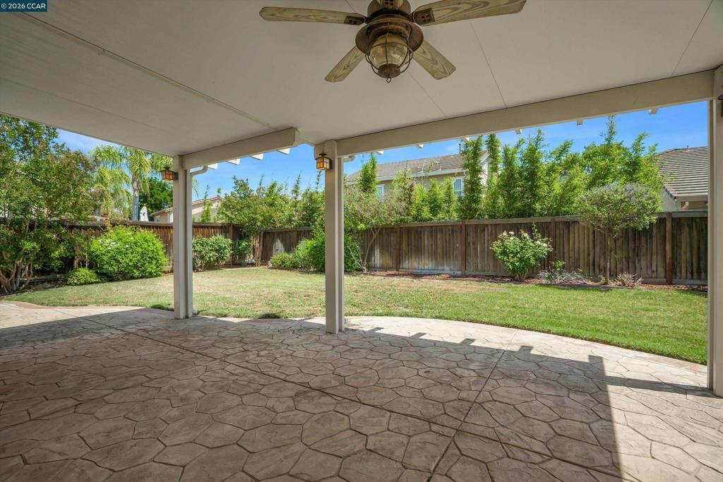 Image 33 of property listing at 402 Madera St, Brentwood, CA 94513