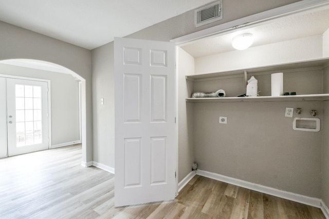 2585 Marilee Lane 3, Houston, TX 77057