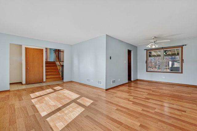 3900 W 155th Street, Markham, IL 60428