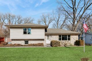 3900 W 155th Street, Markham, IL 60428