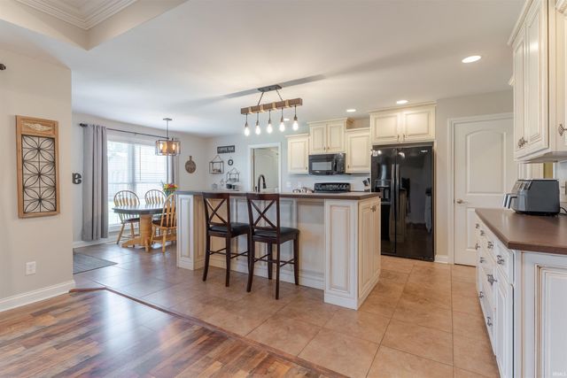 4544 Elm Drive, Newburgh, IN 47630