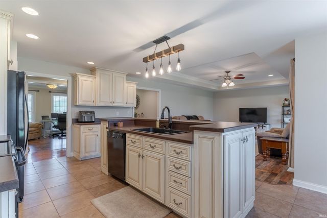 4544 Elm Drive, Newburgh, IN 47630