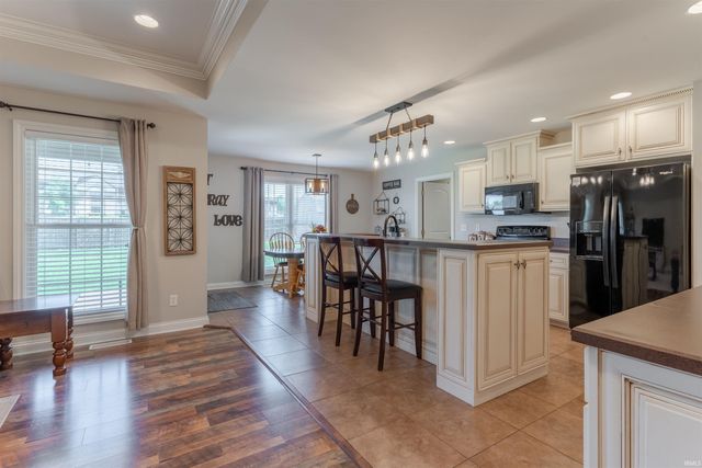 4544 Elm Drive, Newburgh, IN 47630