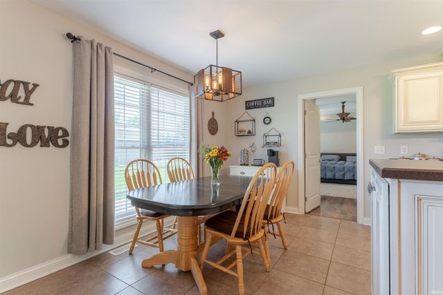 4544 Elm Drive, Newburgh, IN 47630