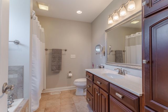 4544 Elm Drive, Newburgh, IN 47630
