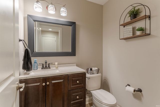 4544 Elm Drive, Newburgh, IN 47630