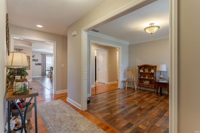 4544 Elm Drive, Newburgh, IN 47630