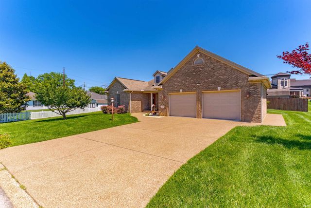 4544 Elm Drive, Newburgh, IN 47630