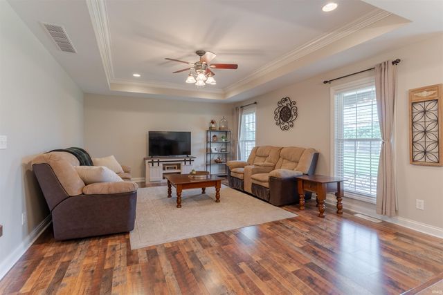 4544 Elm Drive, Newburgh, IN 47630