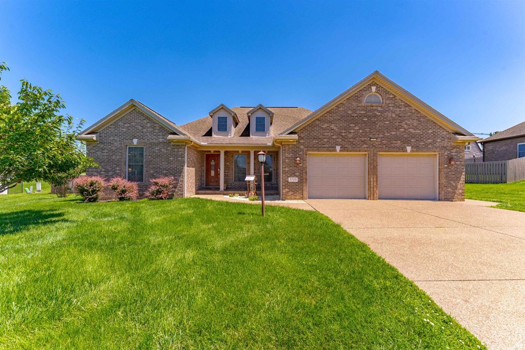 4544 Elm Drive, Newburgh, IN 47630