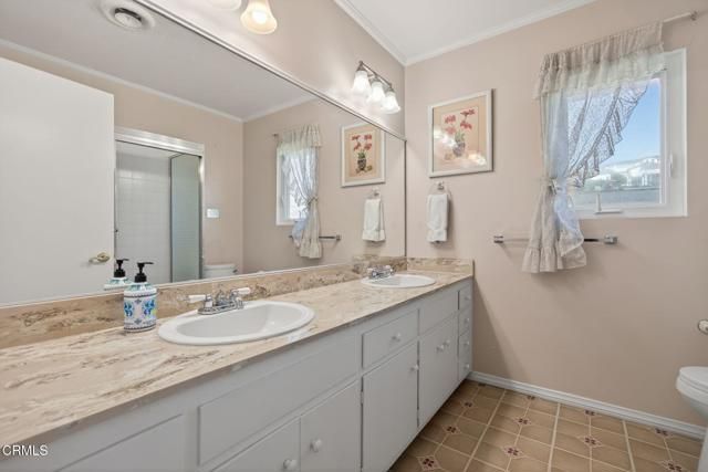 5382 Edgehill Circle, Ventura, CA 93003