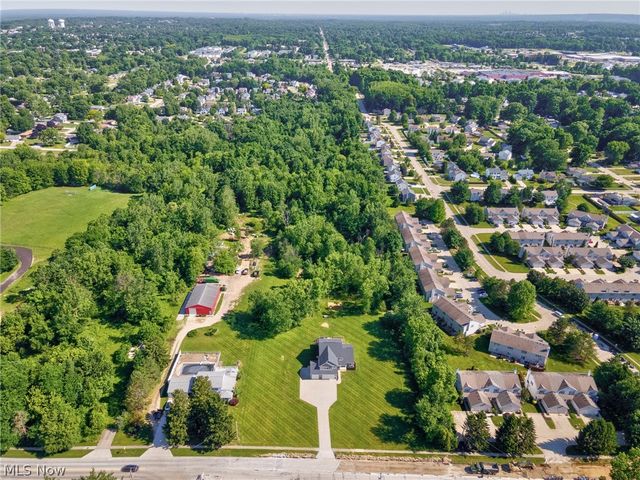3841 Laurel Road, Brunswick, OH 44212