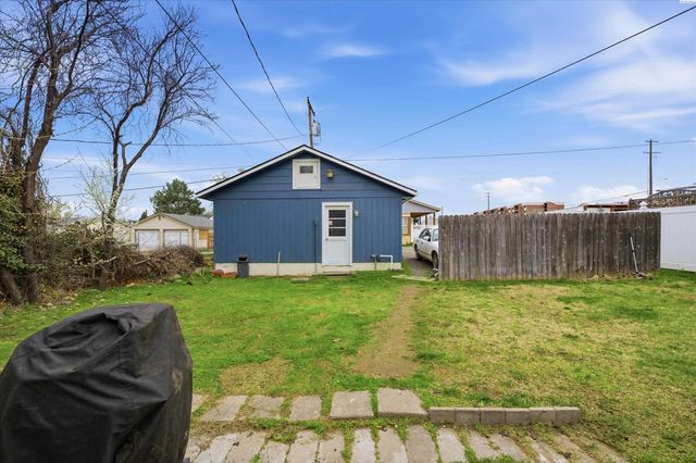 14 E 5th Ave, Kennewick, WA 99336