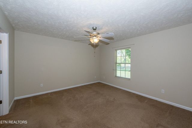 121 Amburn Drive, Maryville, TN 37803