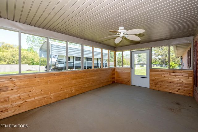 121 Amburn Drive, Maryville, TN 37803