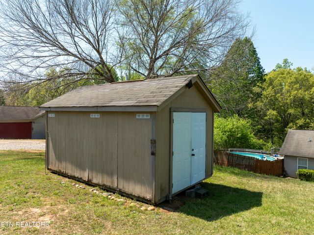 121 Amburn Drive, Maryville, TN 37803