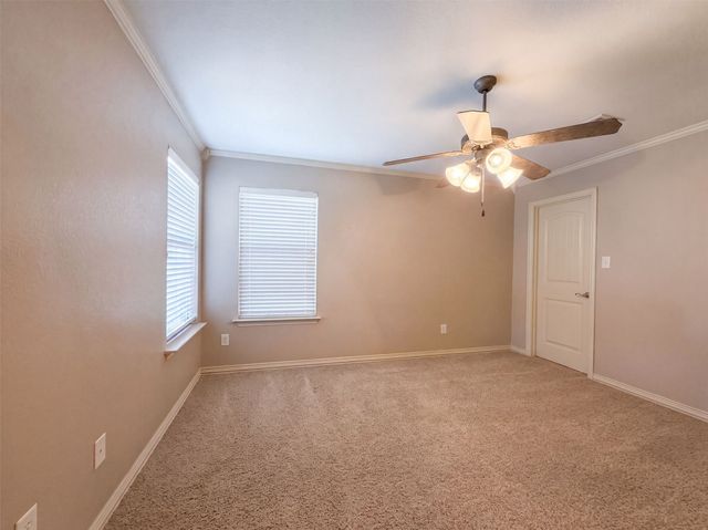 5107 Chesterfield Place, Arlington, TX 76017