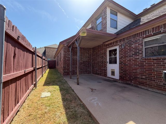 5107 Chesterfield Place, Arlington, TX 76017