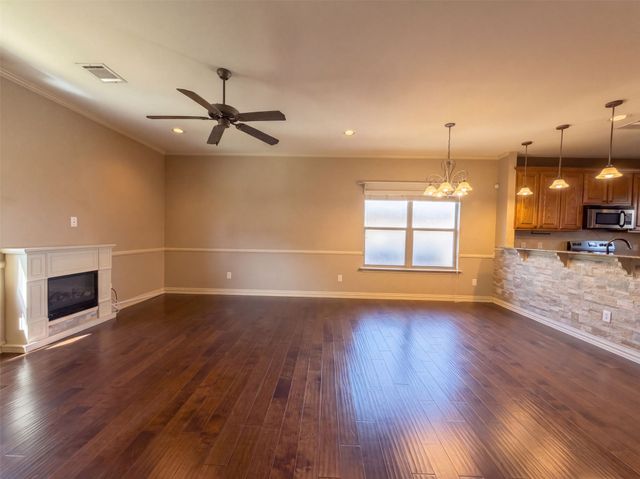 5107 Chesterfield Place, Arlington, TX 76017