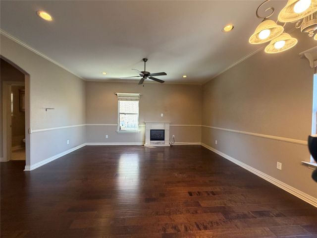 5107 Chesterfield Place, Arlington, TX 76017
