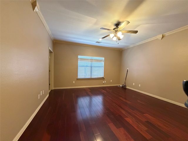 5107 Chesterfield Place, Arlington, TX 76017