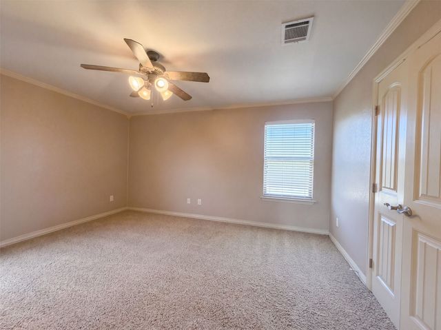 5107 Chesterfield Place, Arlington, TX 76017
