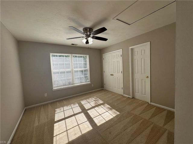 521 Windward DR, Chesapeake, VA 23320