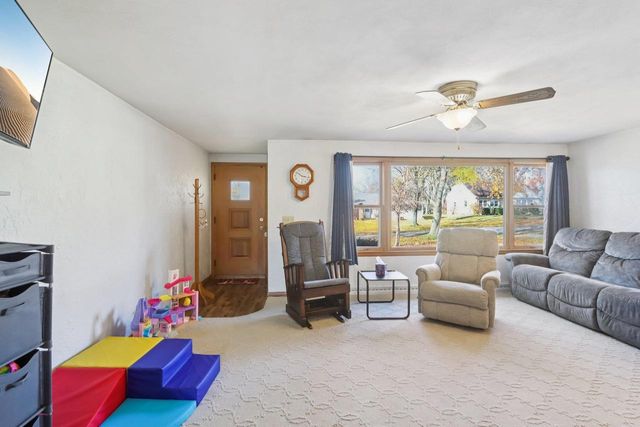 132 S Braun Avenue, Jefferson, WI 53549