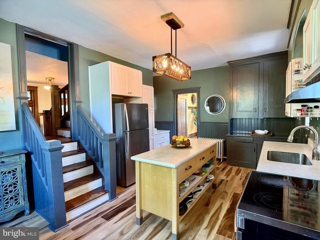 701 16TH ST, New Cumberland, PA 17070
