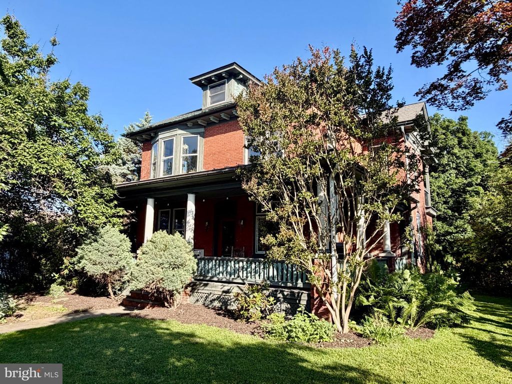 701 16TH ST, New Cumberland, PA 17070