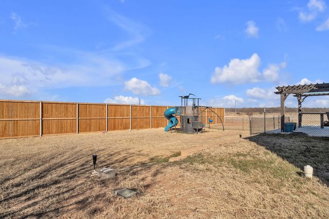 1219 S Moss Lake Rd, Big Spring, TX 79720