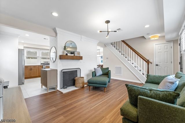 122 Greenbrook Rd, Green Brook Twp., NJ 08812