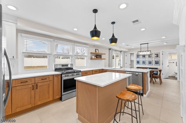 122 Greenbrook Rd, Green Brook Twp., NJ 08812