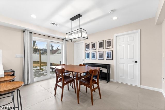 122 Greenbrook Rd, Green Brook Twp., NJ 08812