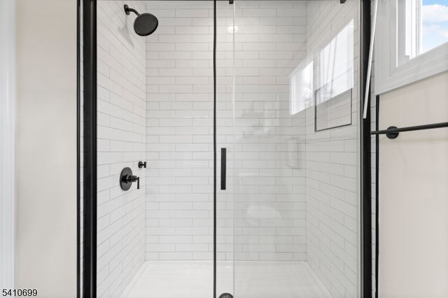 122 Greenbrook Rd, Green Brook Twp., NJ 08812