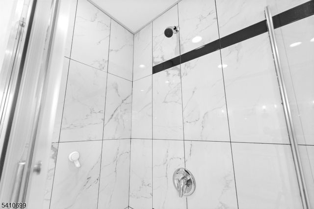 122 Greenbrook Rd, Green Brook Twp., NJ 08812