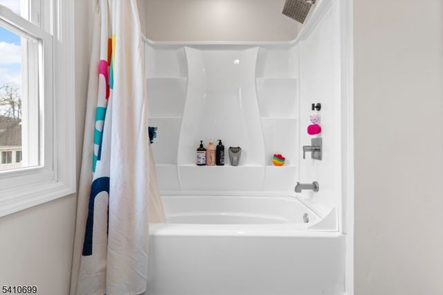 122 Greenbrook Rd, Green Brook Twp., NJ 08812