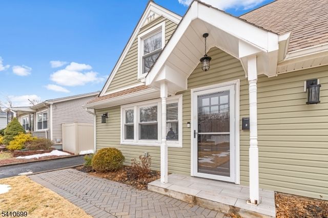 122 Greenbrook Rd, Green Brook Twp., NJ 08812