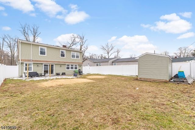 122 Greenbrook Rd, Green Brook Twp., NJ 08812