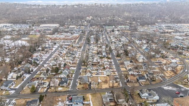 122 Greenbrook Rd, Green Brook Twp., NJ 08812